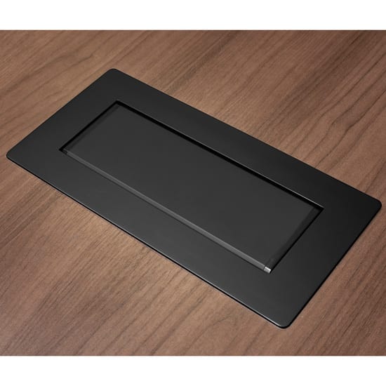 Conference-Power-Inserts-Black-Closed