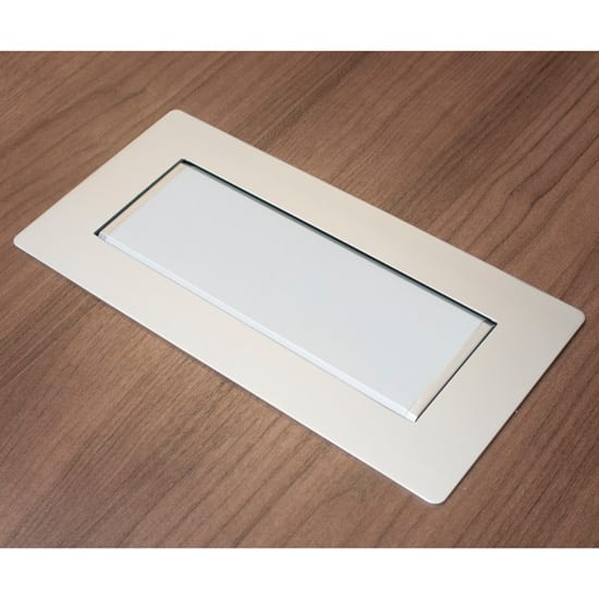 Conference-Power-Inserts-Silver-Closed